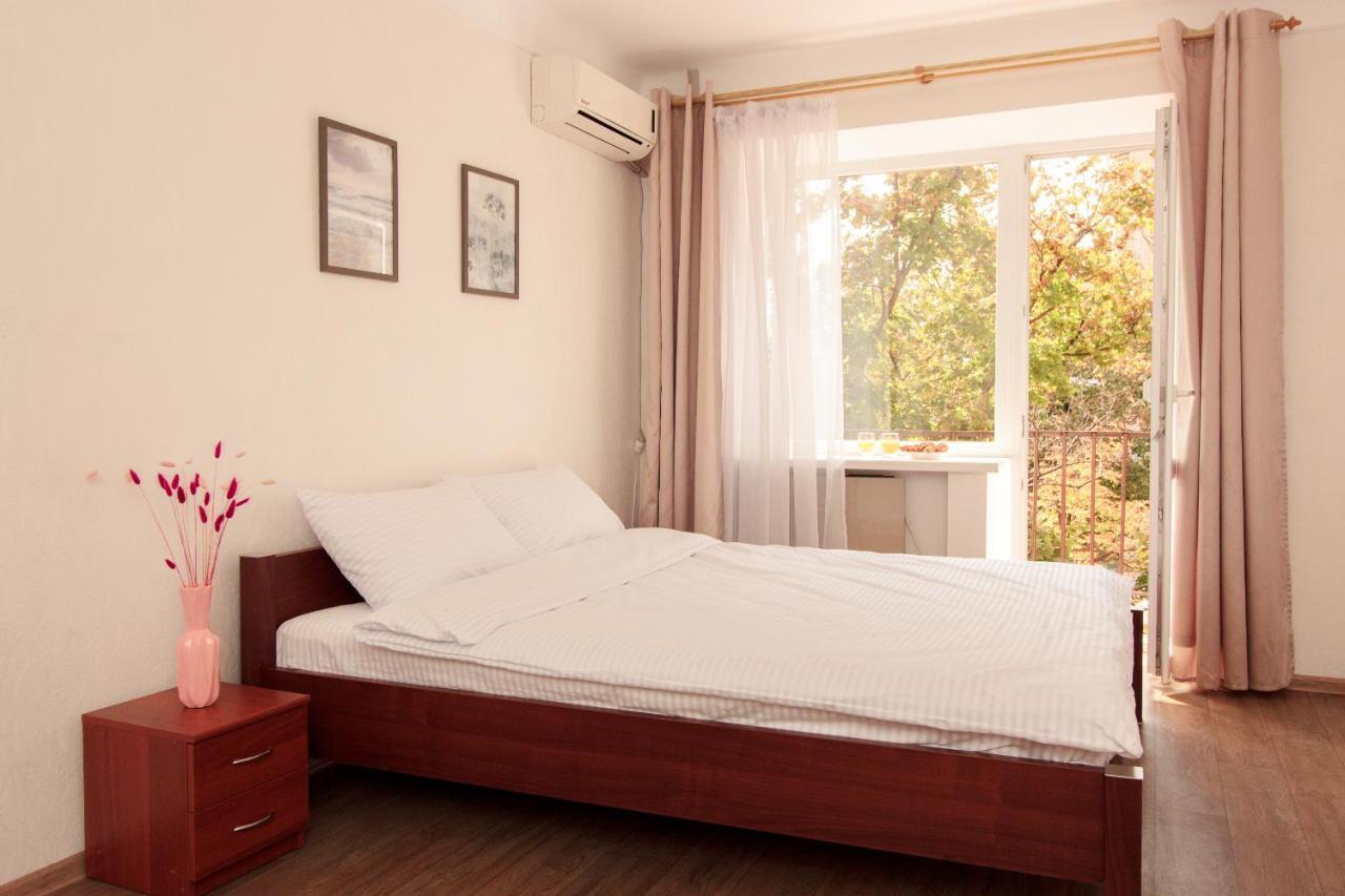 Oleksandriia Apartment On Sobornyi Avenue 61 מראה חיצוני תמונה